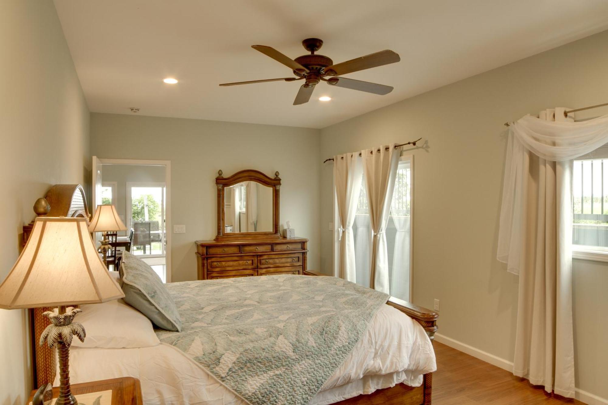 The Aloha Green House Retreat With Ocean Views! Naalehu Extérieur photo